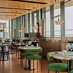Clarion Helsinki Airport Hotel 4*