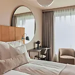 Ξενοδοχείο Clarion Helsinki Airport 4*