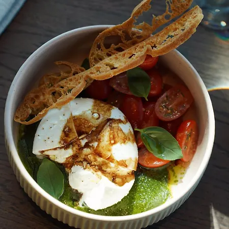 ホテル Clarion Helsinki Airport 4*