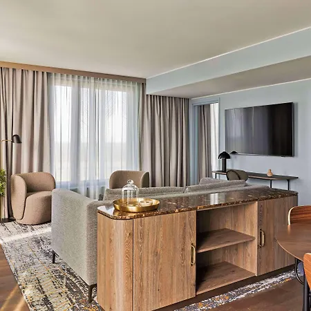 Clarion Helsinki Airport 4*