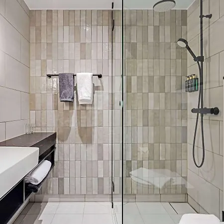 Clarion Helsinki Airport 4*