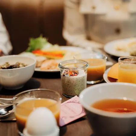Ξενοδοχείο Clarion Helsinki Airport 4*