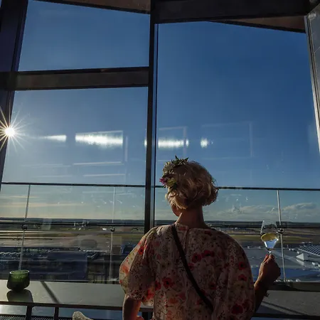 Ξενοδοχείο Clarion Helsinki Airport 4*