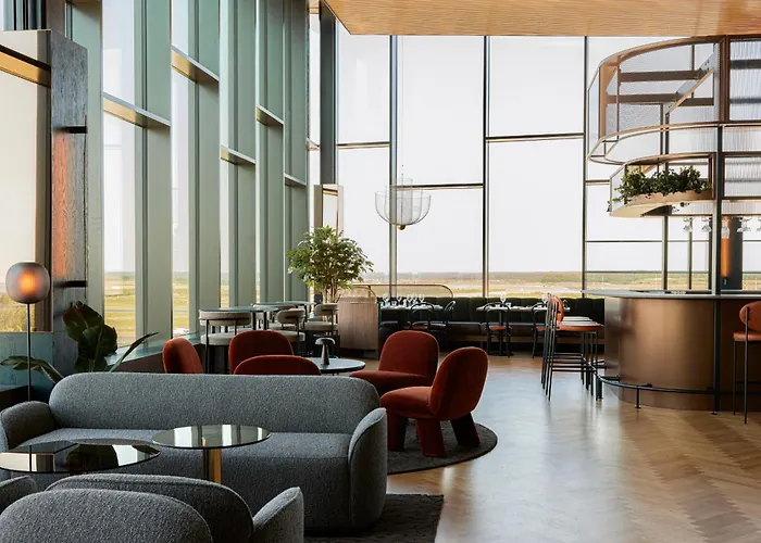 Clarion Helsinki Airport Отель Вантаа