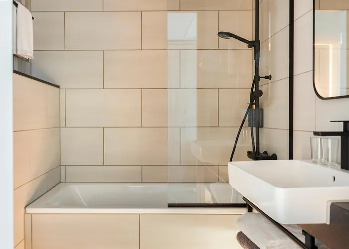 Clarion Helsinki Airport 4*