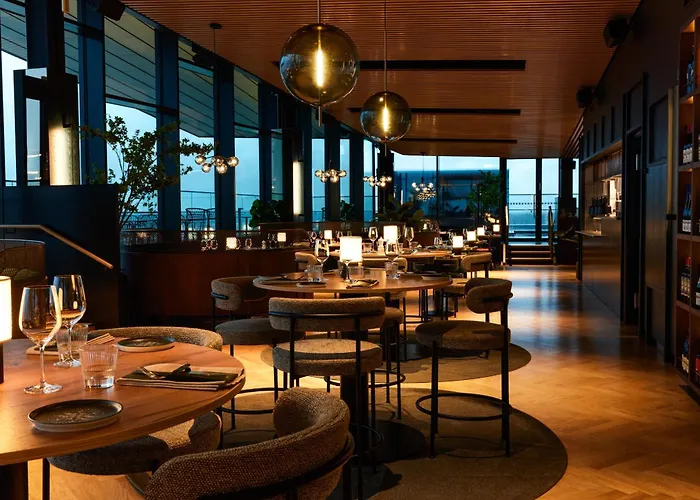 Отель Clarion Helsinki Airport Вантаа