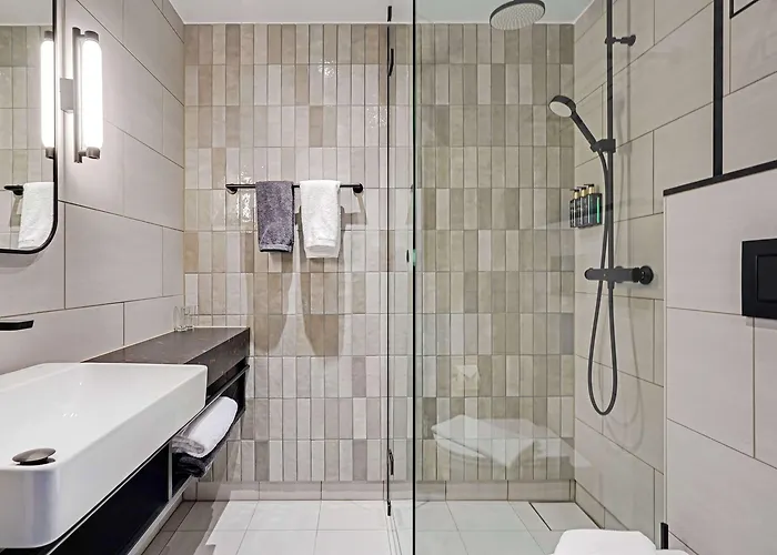 Clarion Helsinki Airport 4*